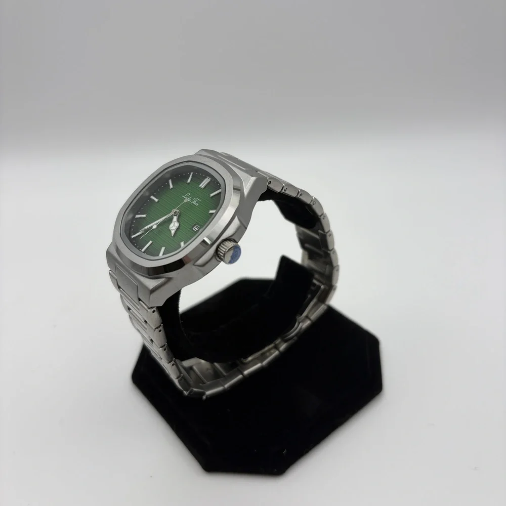Lucky Fours watch green dial stainless steel , new battery